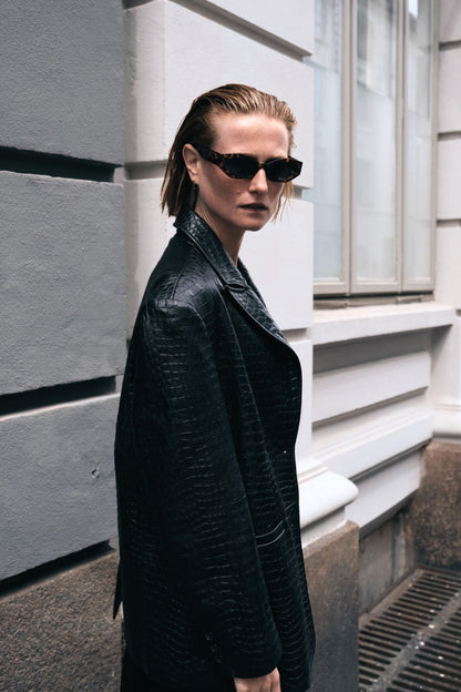 TOMBE STUDIOS model streetstyle scandinavian